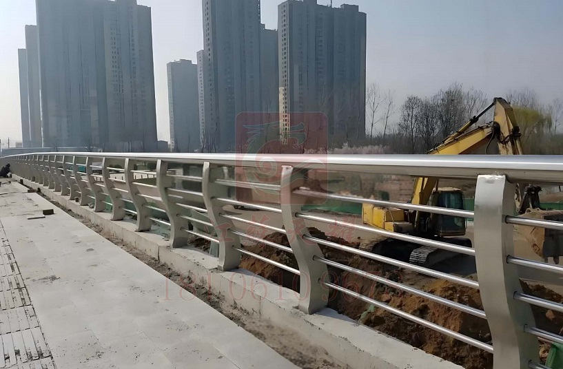 304不銹鋼河道護欄安裝的工序？